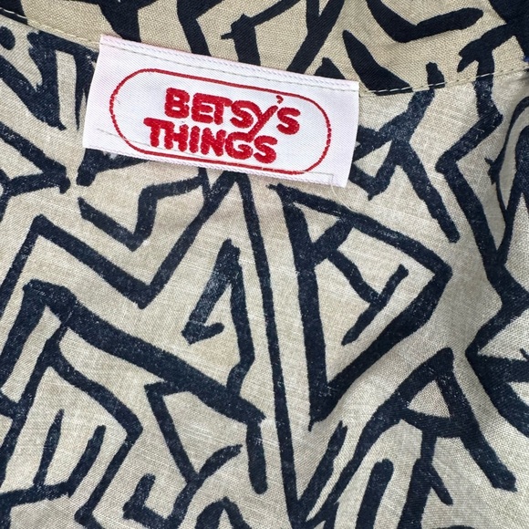 Betsy’s Things Geometric Patterned Black and Cream Dress.  #172 - Picture 15 of 16